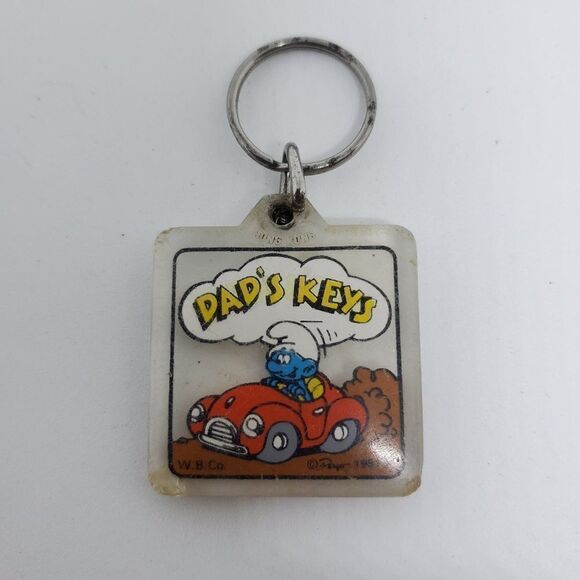 Vintage Smurfs Driving Car Dad's Keys Keychain - Picture 2 of 3